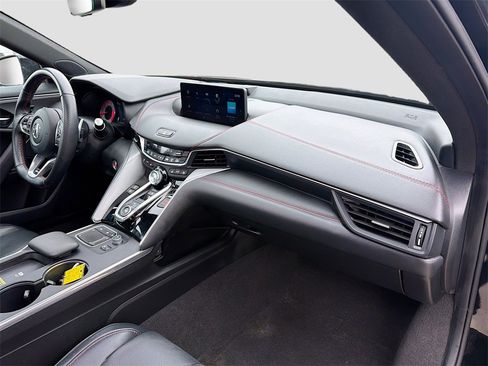 Used 2022 Acura TLX Type S image 29