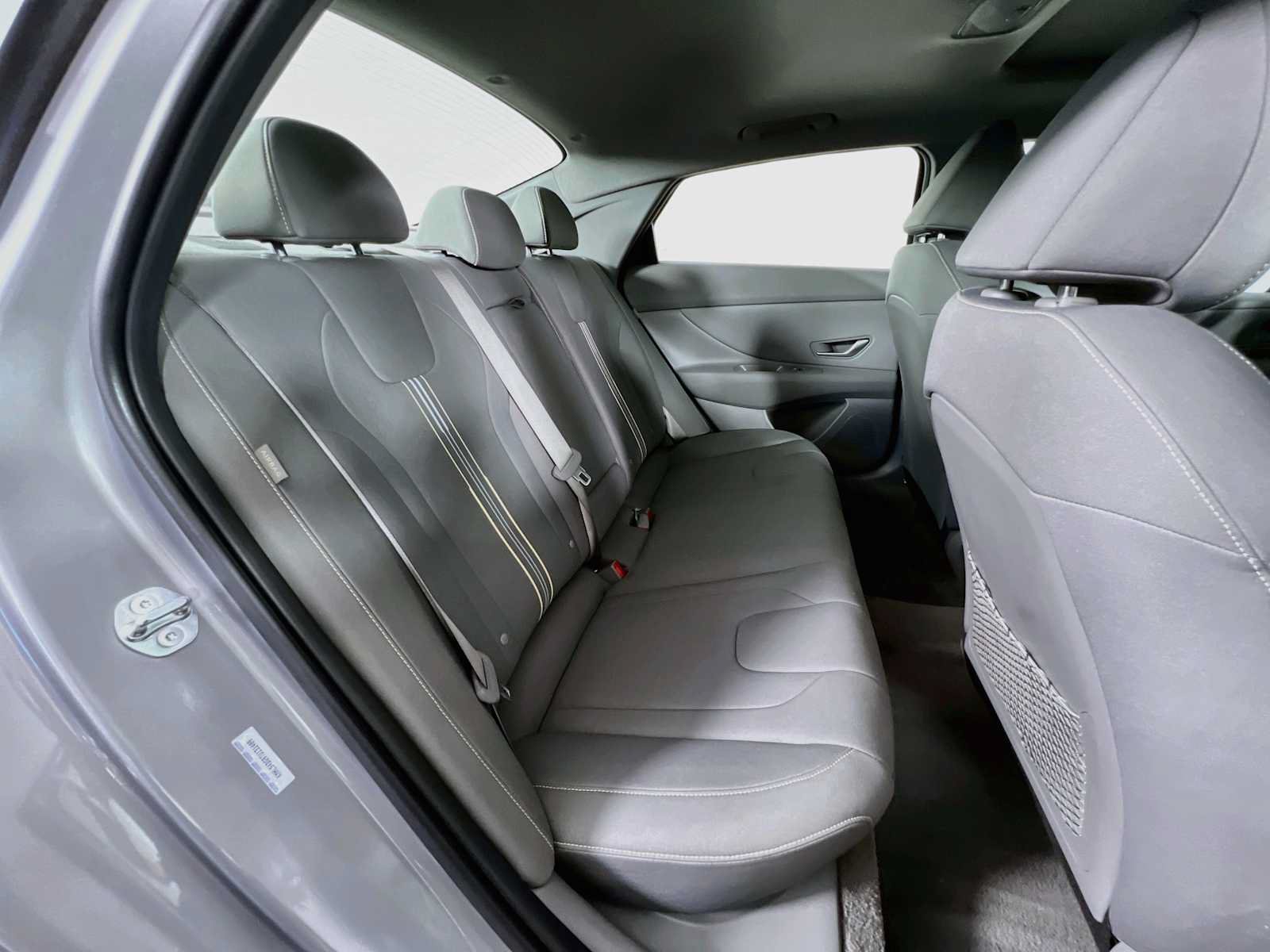 Certified 2026 Hyundai Elantra SEL Sport FWD image 27