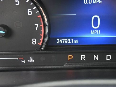 Used 2022 Ford Explorer XLT w/ Class IV Trailer Tow Package image 18