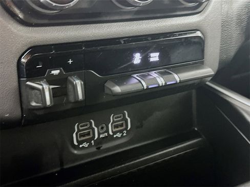 Used 2023 RAM 1500 Big Horn image 19
