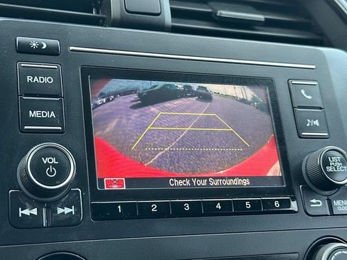 Used 2018 Honda Civic Sport image 30