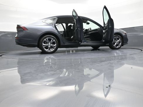 Certified 2023 Honda Accord EX image 48