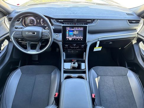 New 2025 Jeep Grand Cherokee Laredo RWD image 14