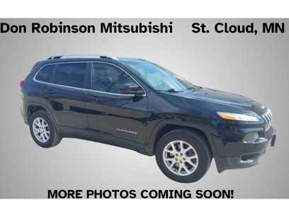 Used 2018 Jeep Cherokee Latitude w/ Safety Group