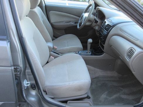 Used 2004 Nissan Sentra S image 23