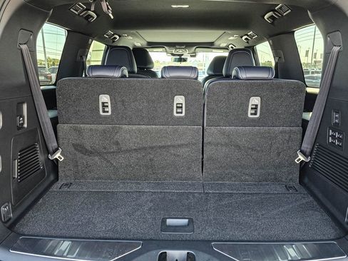 New 2026 INFINITI QX80 4WD w/ Sport Exterior Package image 36