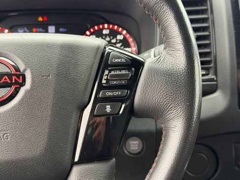 Used 2022 Nissan Frontier Pro-X image 13