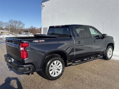 Used 2023 Chevrolet Silverado 1500 Custom image 13