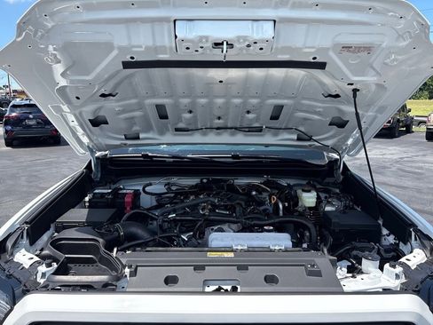 New 2025 Toyota Tacoma TRD Sport image 31