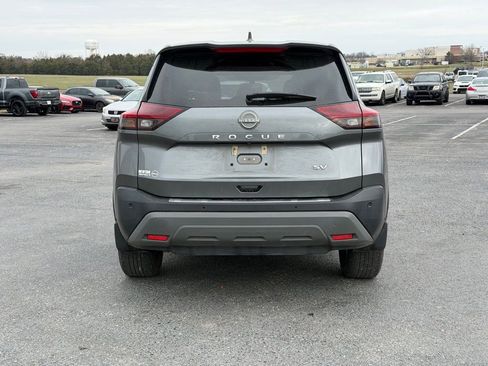 Used 2023 Nissan Rogue SV image 6