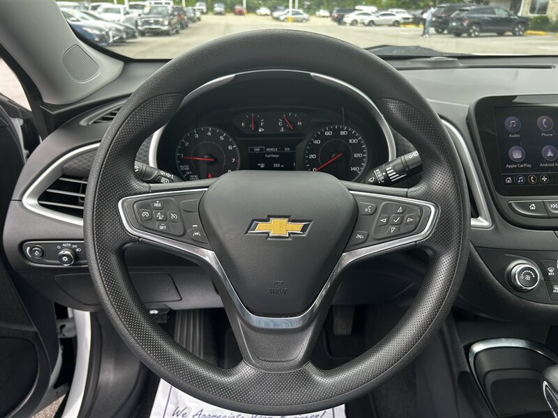 Used 2021 Chevrolet Malibu LS w/ Driver Confidence Package II FWD image 14