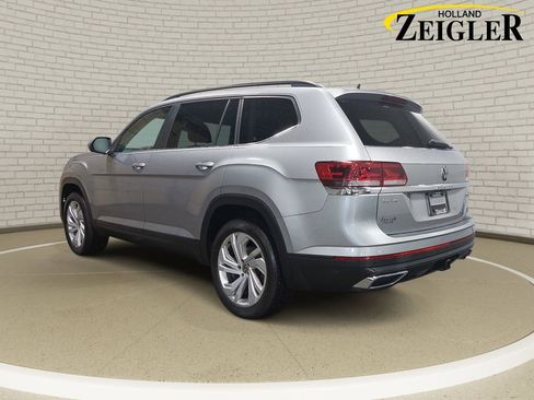 Used 2022 Volkswagen Atlas SE w/ Panoramic Sunroof Package image 7
