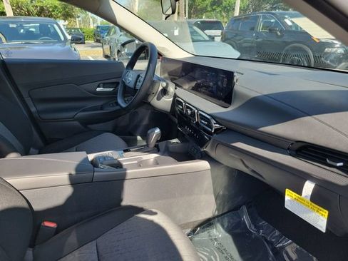 New 2026 Nissan Sentra SV w/ Floor Mat Package FWD image 31