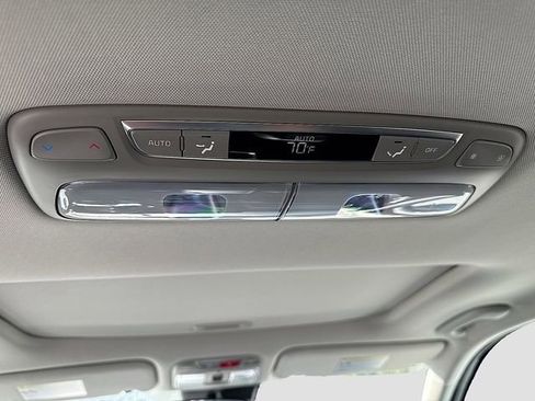 Certified 2024 Kia Telluride S w/ S Sunroof Package image 29