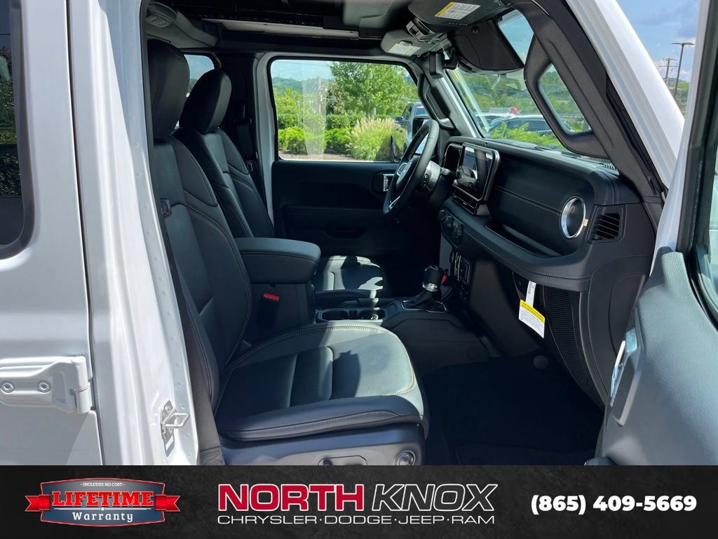 New 2027 Jeep Wrangler Unlimited Sahara AWD/4WD image 26