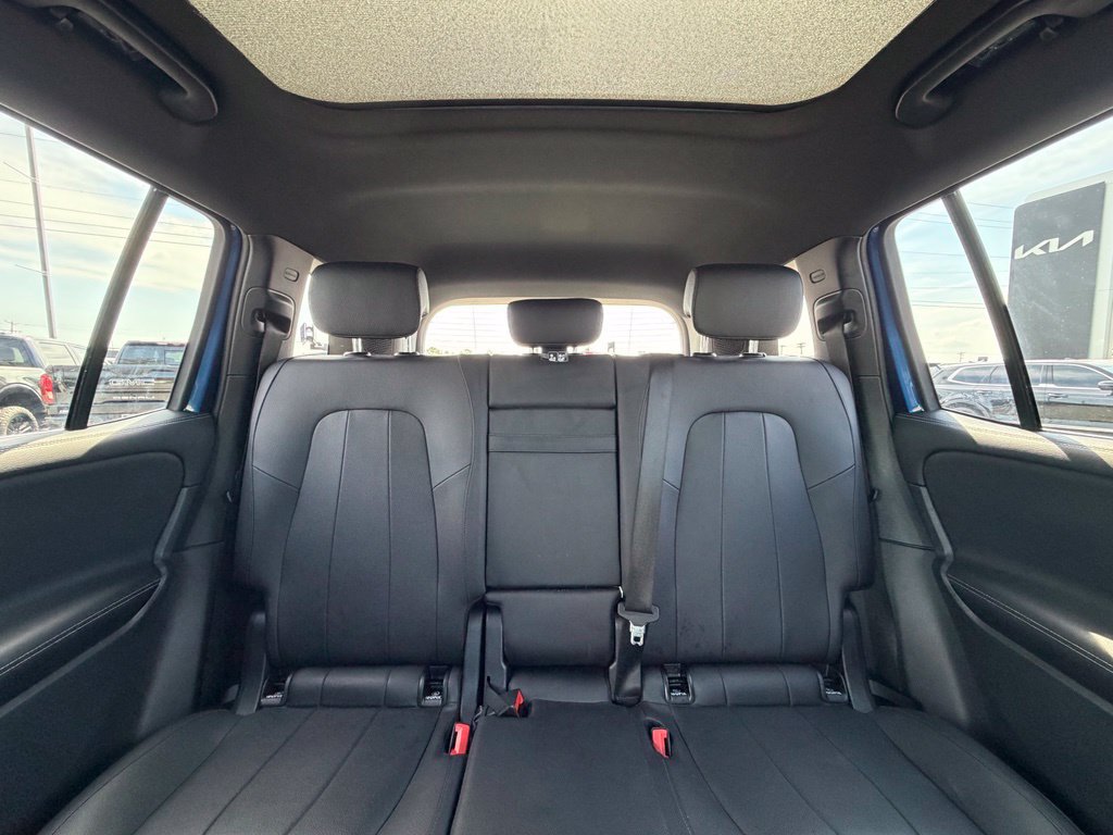 Used 2024 Mercedes-Benz GLB 250 4MATIC image 29