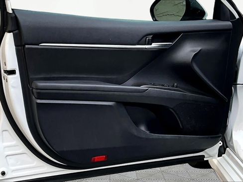Certified 2024 Toyota Camry SE FWD image 22