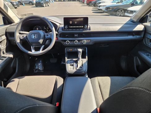 Certified 2025 Honda CR-V EX image 8