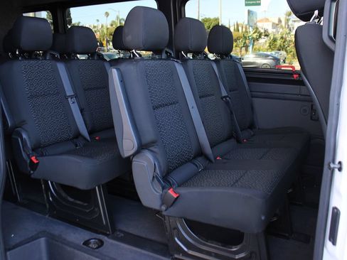 Used 2019 Mercedes-Benz Sprinter 2500 image 14