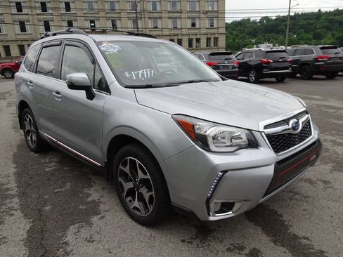 Used 2015 Subaru Forester 2.0XT Touring AWD/4WD image 4