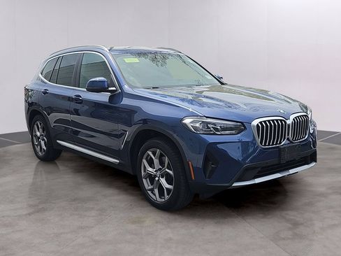 Used 2023 BMW X3 xDrive30i w/ Premium Package AWD/4WD image 3