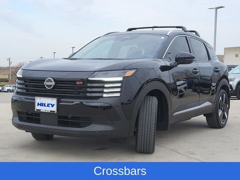 Used 2025 Nissan Kicks SR image 2