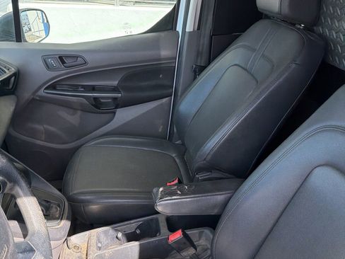 Used 2021 Ford Transit Connect XL image 4