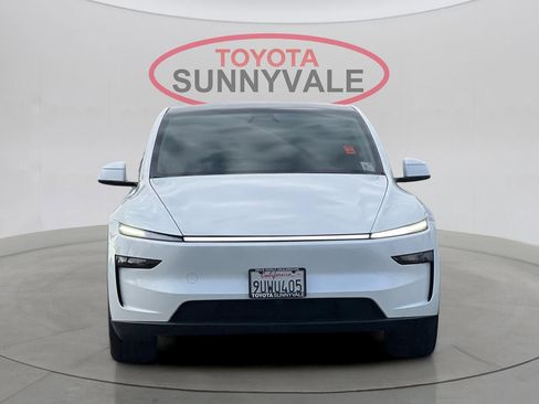 Used 2026 Tesla Model Y Premium image 11