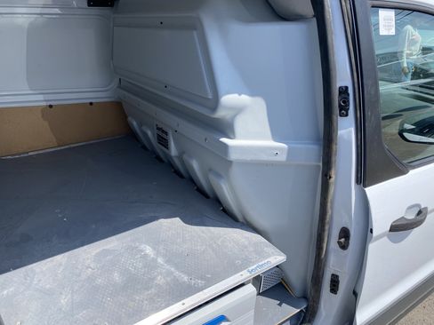 Used 2016 Ford Transit Connect XL FWD image 24
