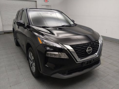 Used 2021 Nissan Rogue SV image 13