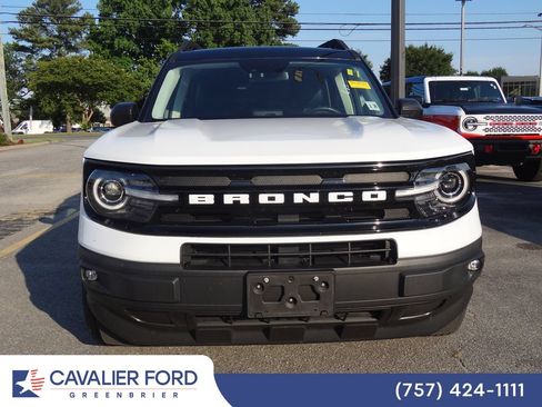 Used 2023 Ford Bronco Sport Outer Banks w/ Tech Package AWD/4WD image 8