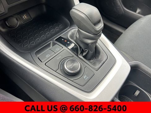 Used 2025 Toyota RAV4 LE image 22