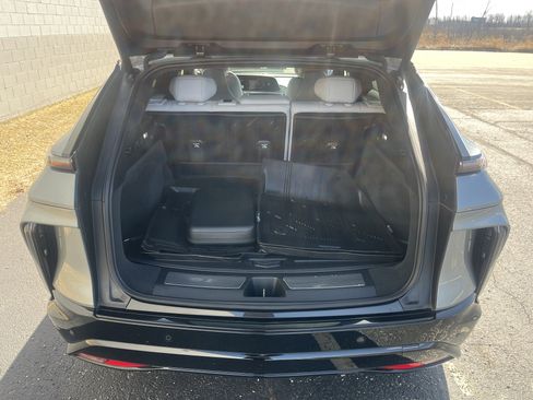 Used 2024 Cadillac Lyriq Sport image 18