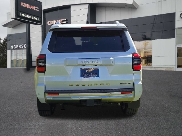 Used 2025 Toyota 4Runner Limited w/ Tow Technology Package AWD/4WD image 24
