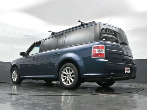 Used 2016 Ford Flex SE image 42