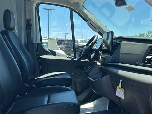 New 2026 Ford Transit 250 148 Medium Roof RWD image 11