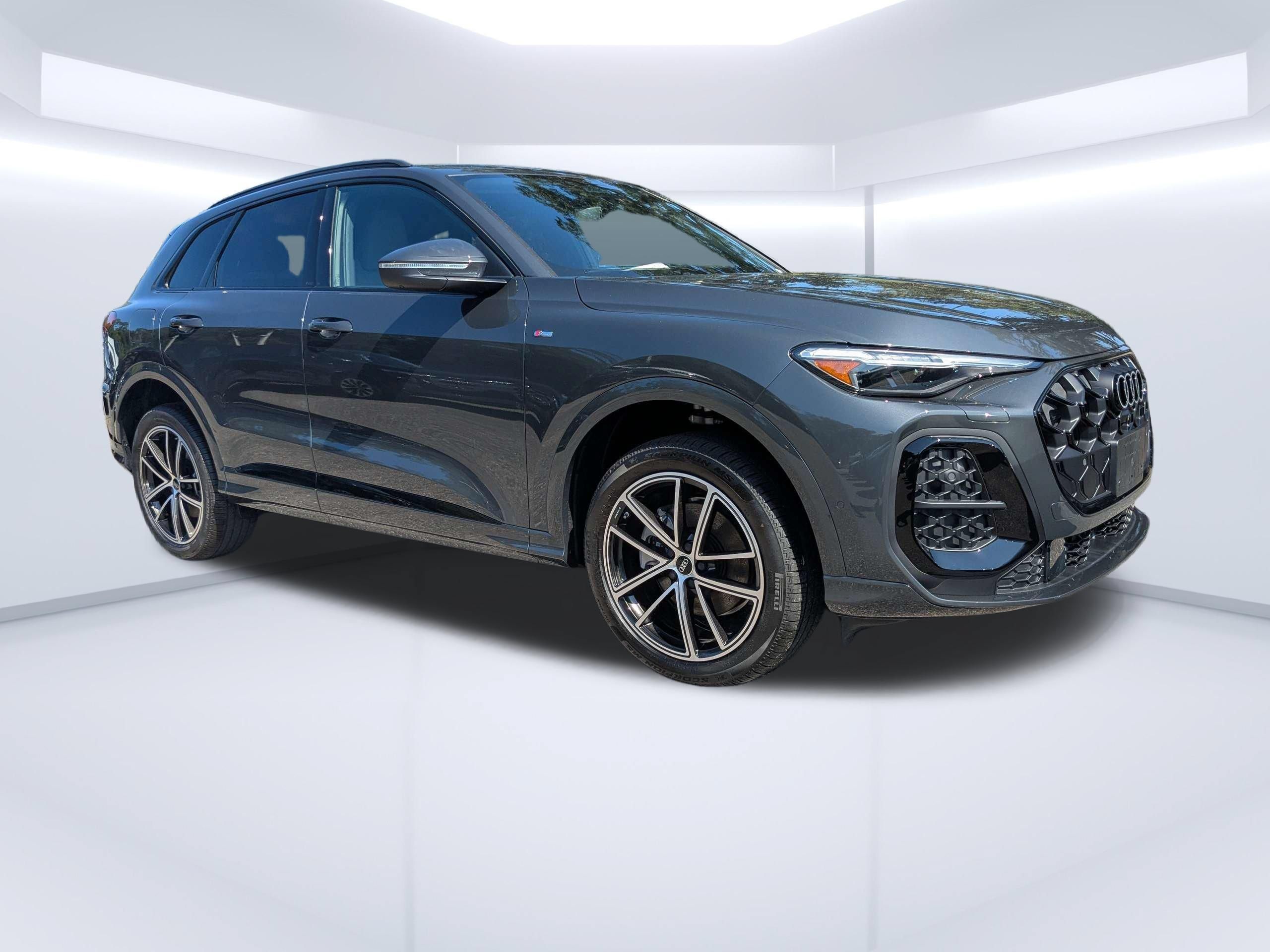 New 2026 Audi Q5 Premium Plus AWD/4WD image 2