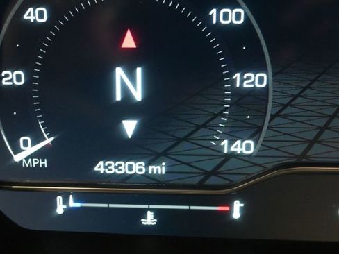 Used 2023 GMC Sierra 1500 Elevation image 11