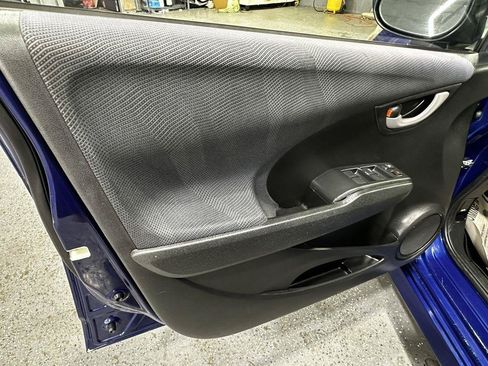 Used 2010 Honda Fit Sport image 26
