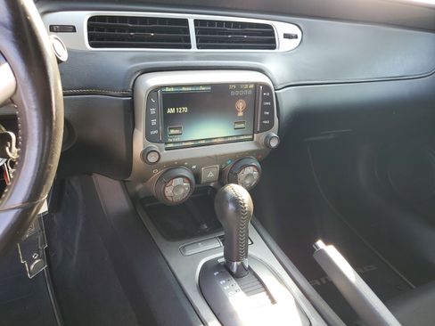 Used 2015 Chevrolet Camaro LT image 17