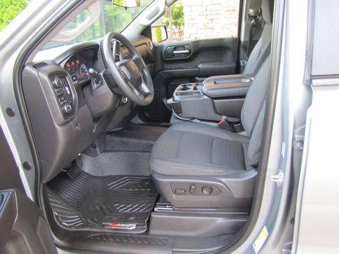 Used 2024 Chevrolet Silverado 1500 Custom Trail Boss AWD/4WD image 12