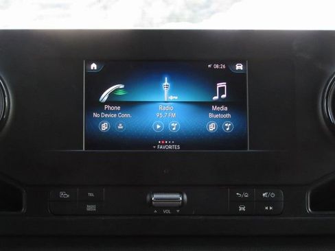 Used 2024 Mercedes-Benz Sprinter 2500 image 28