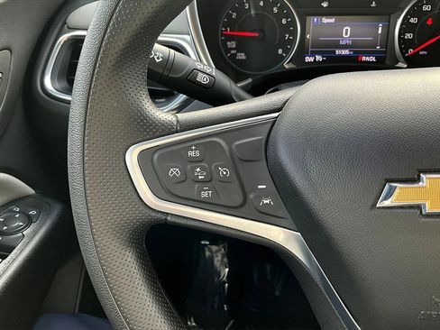 Used 2022 Chevrolet Equinox LT image 11