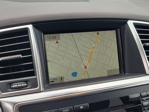 Used 2014 Mercedes-Benz ML 350 4MATIC image 23