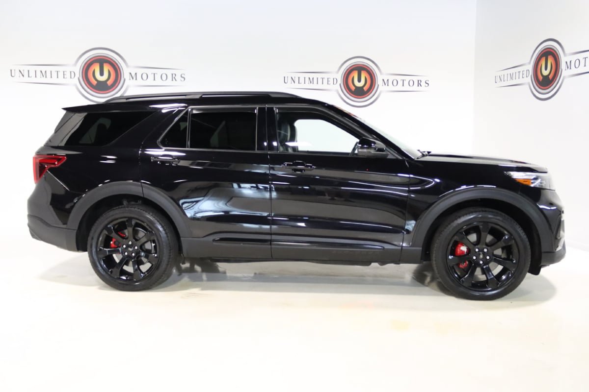 Used 2023 Ford Explorer ST w/ Technology Package AWD/4WD image 37