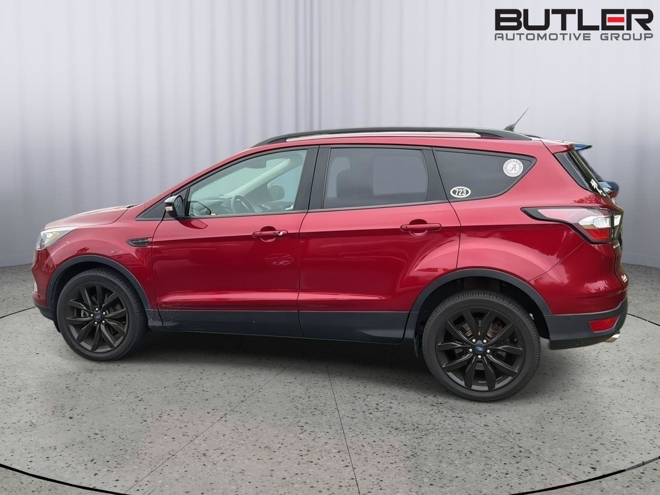 Used 2018 Ford Escape Titanium AWD/4WD image 3