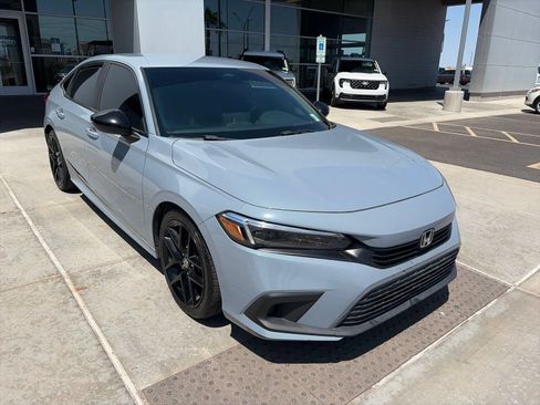 Used 2022 Honda Civic Sport image 9