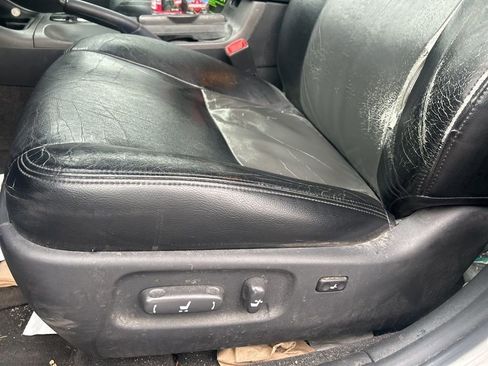 Used 2004 Toyota Camry SE image 21