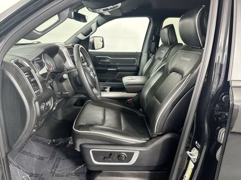 Used 2025 RAM 1500 Laramie AWD/4WD image 5