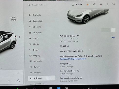 Used 2021 Tesla Model Y Long Range image 30